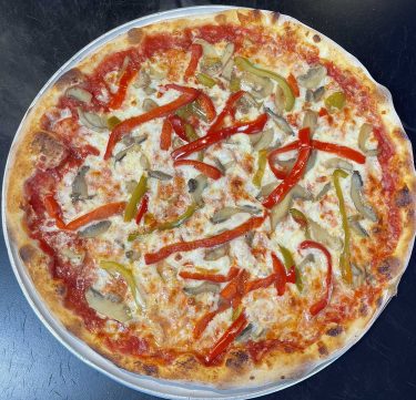 Bianchi’s Pizza with veggies
